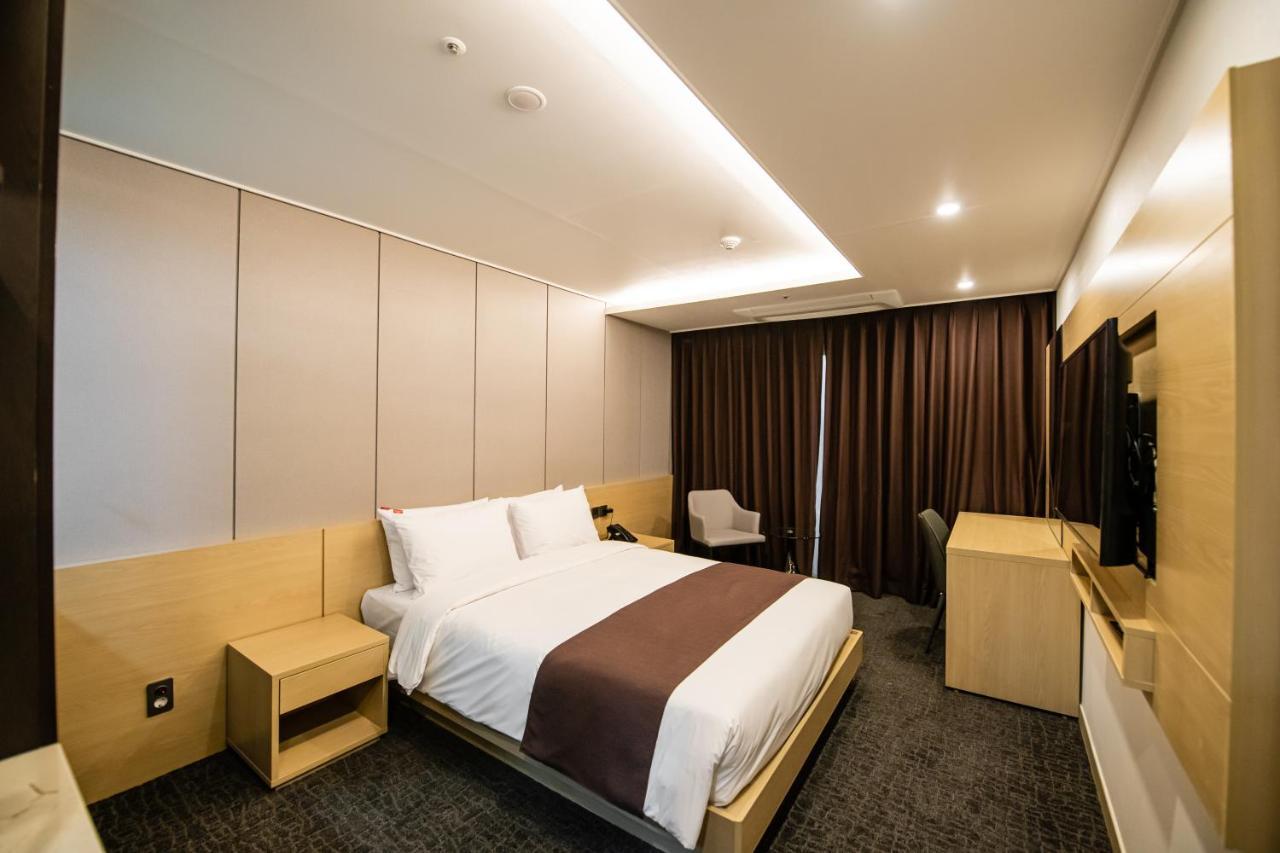 Jackson9S Hotel Chuncheon Extérieur photo