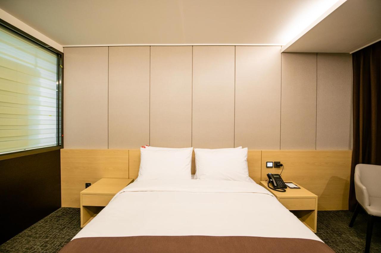 Jackson9S Hotel Chuncheon Extérieur photo